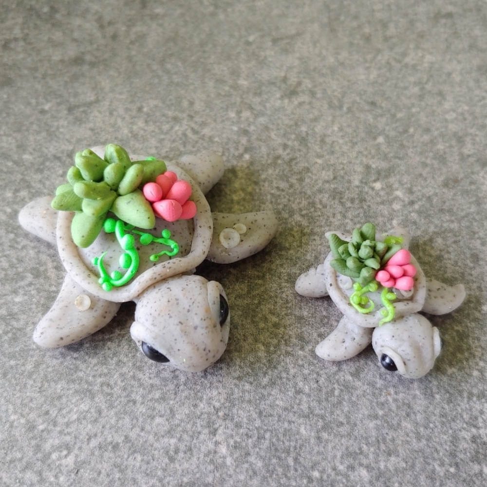 Set of 2 handmade sea turtles. 🐢